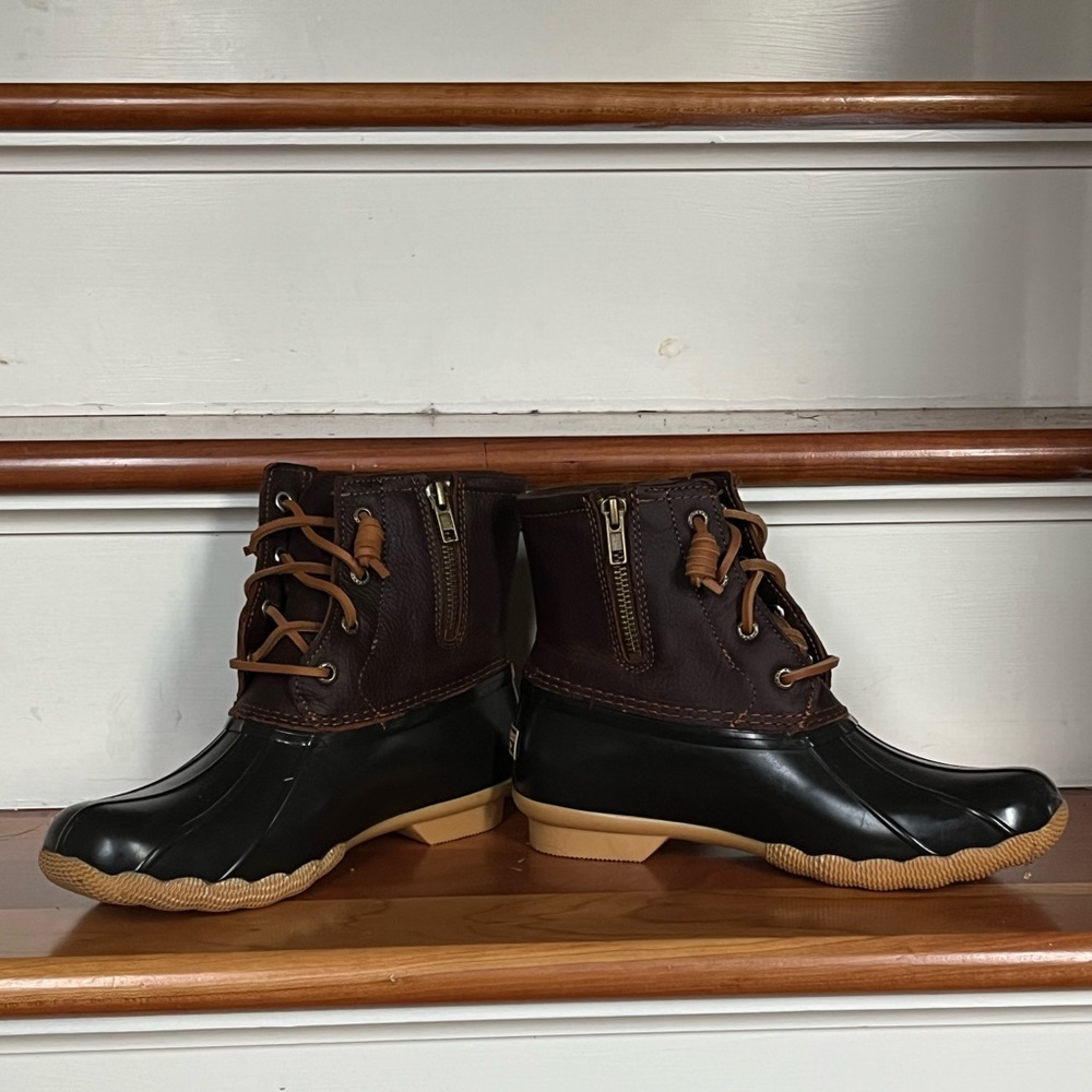 Sperry ankle boots